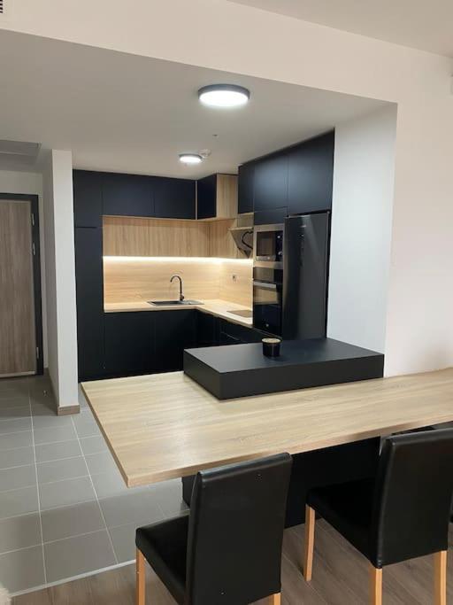 Cevahir Sky City Apartment With Spa, Pool & Fitness Included スコピエ エクステリア 写真