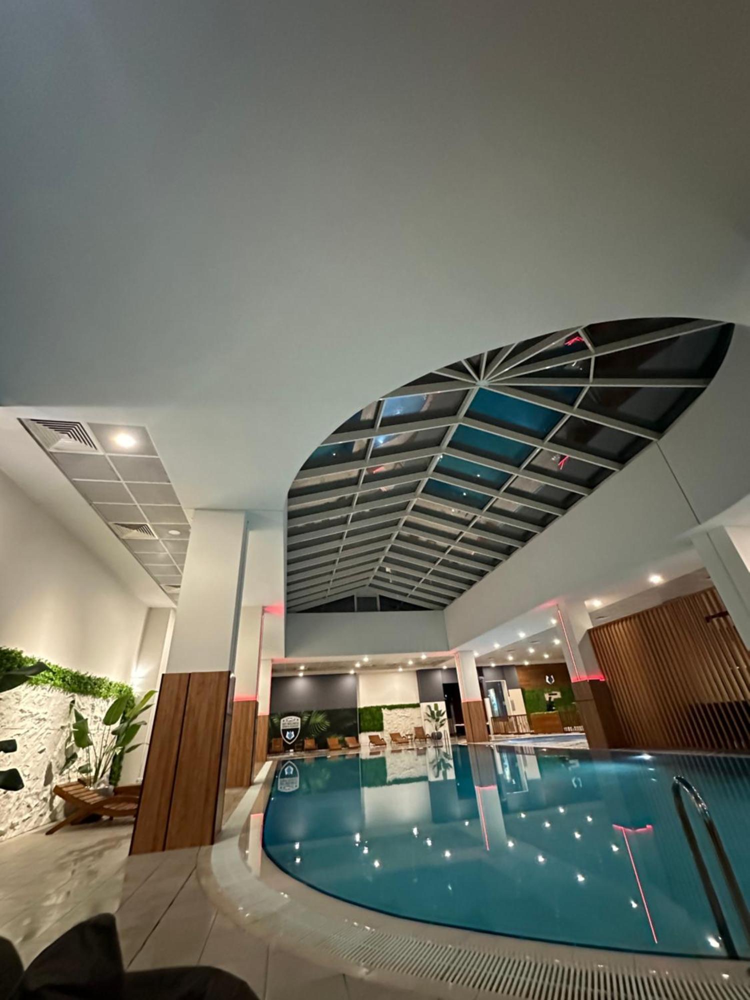 Cevahir Sky City Apartment With Spa, Pool & Fitness Included スコピエ エクステリア 写真